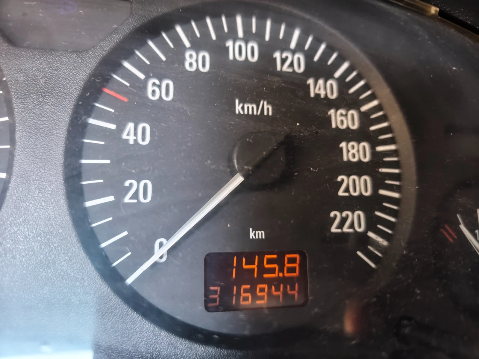 Opel Astra Хеджбек, снимка 8 - Автомобили и джипове - 54326872