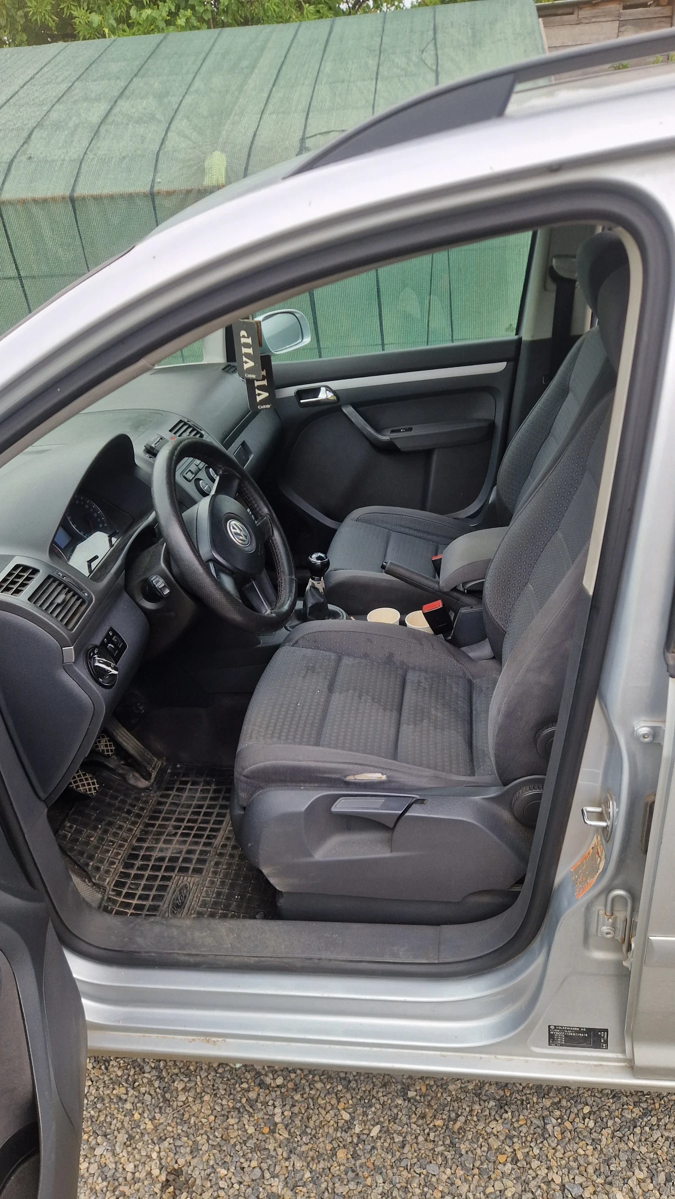 VW Touran 1.9tdi, снимка 5 - Автомобили и джипове - 54768924
