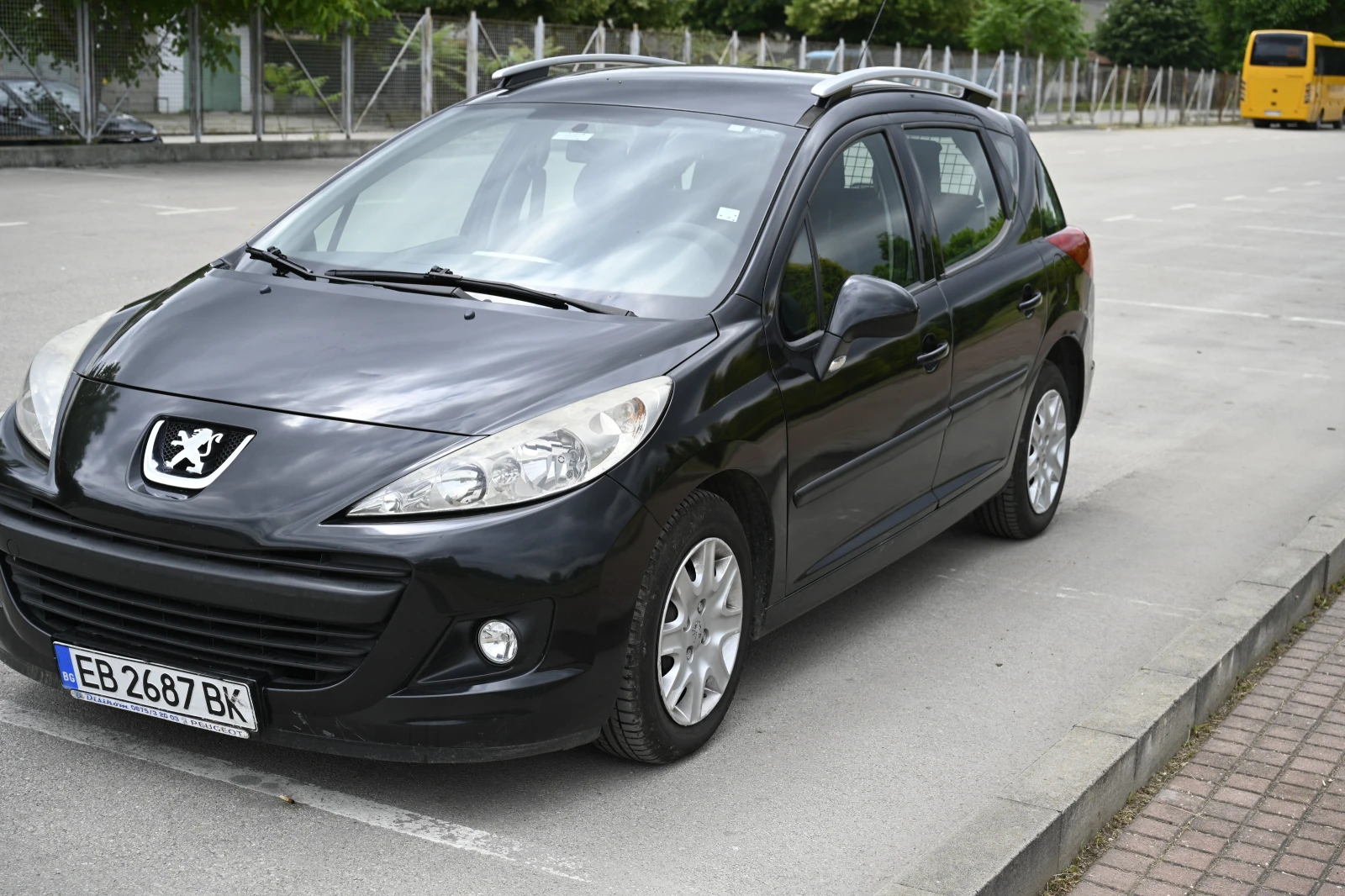 Peugeot 207 1.4, снимка 3 - Автомобили и джипове - 54963238