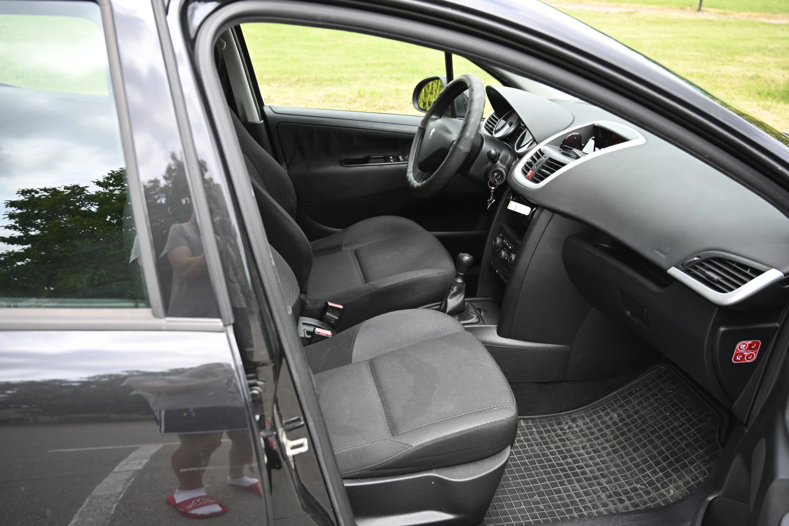 Peugeot 207 1.4, снимка 7 - Автомобили и джипове - 54963238