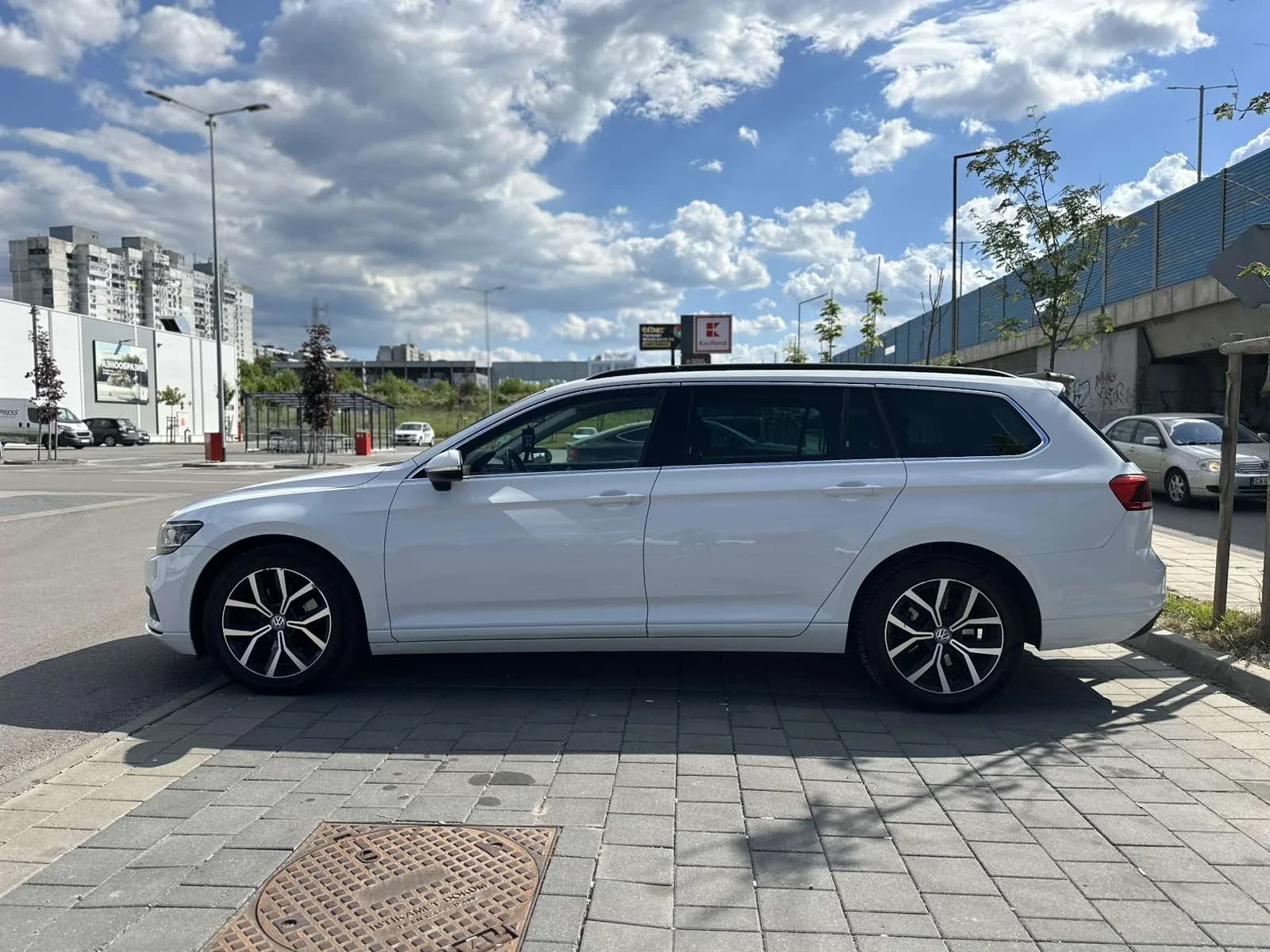 VW Passat, снимка 5 - Автомобили и джипове - 55102863