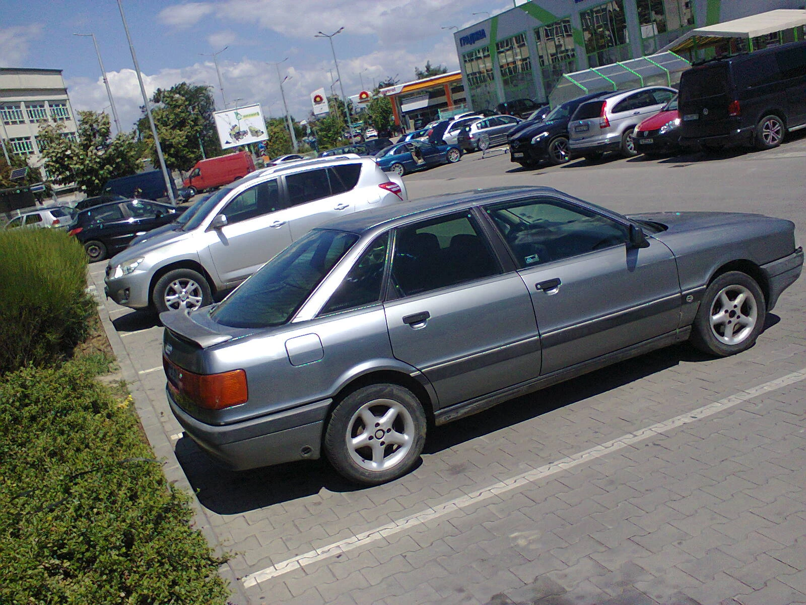 Audi 80 Газ/Бензин , снимка 13 - Автомобили и джипове - 55309993