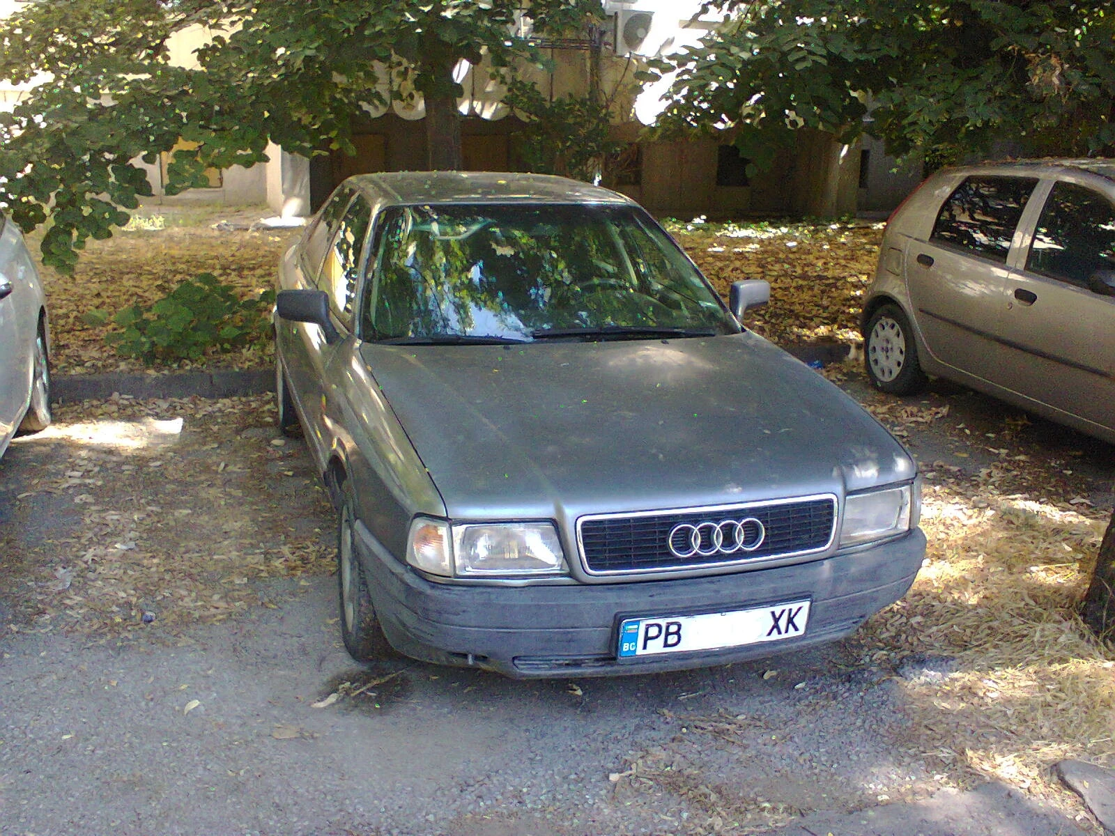Audi 80 Газ/Бензин , снимка 16 - Автомобили и джипове - 55309993