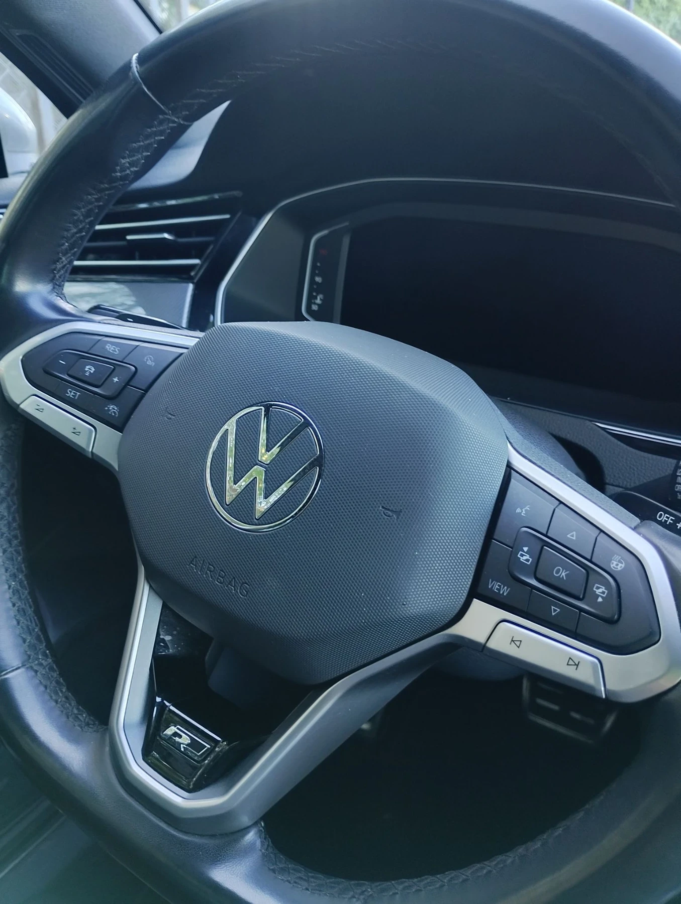 VW Passat, снимка 16 - Автомобили и джипове - 55771681