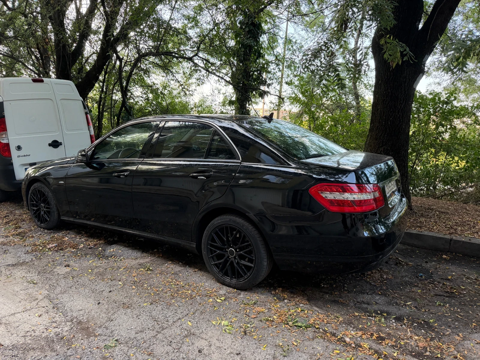 Mercedes-Benz E 200, снимка 12 - Автомобили и джипове - 55879900