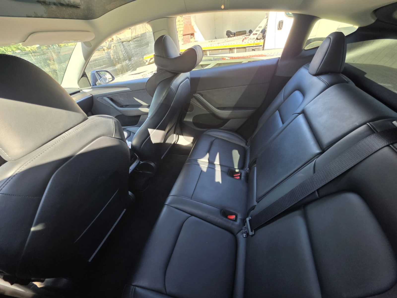 Tesla Model Y Performance Теглич, снимка 8 - Автомобили и джипове - 56133396