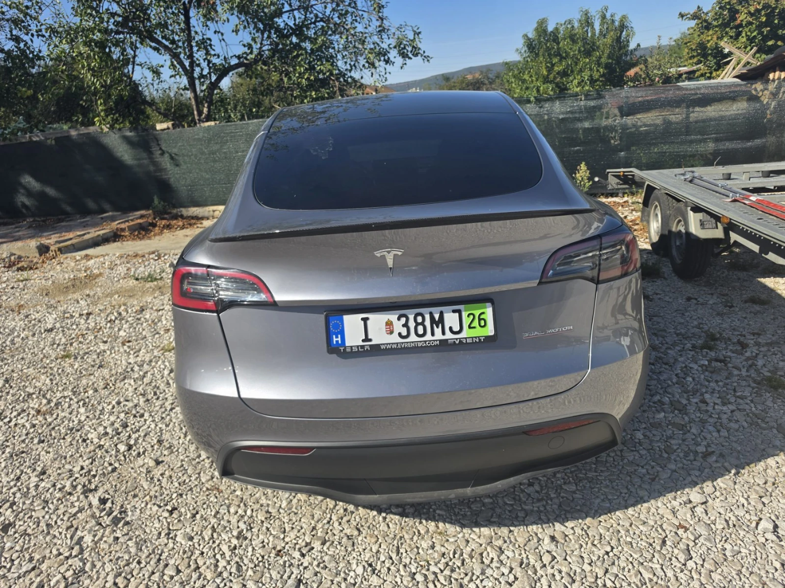 Tesla Model Y Performance Теглич, снимка 5 - Автомобили и джипове - 56133396