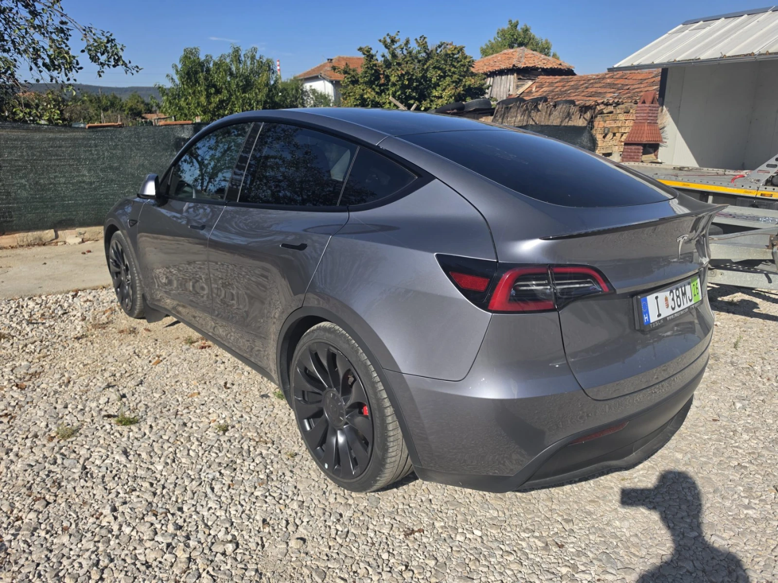 Tesla Model Y Performance Теглич, снимка 6 - Автомобили и джипове - 56133396