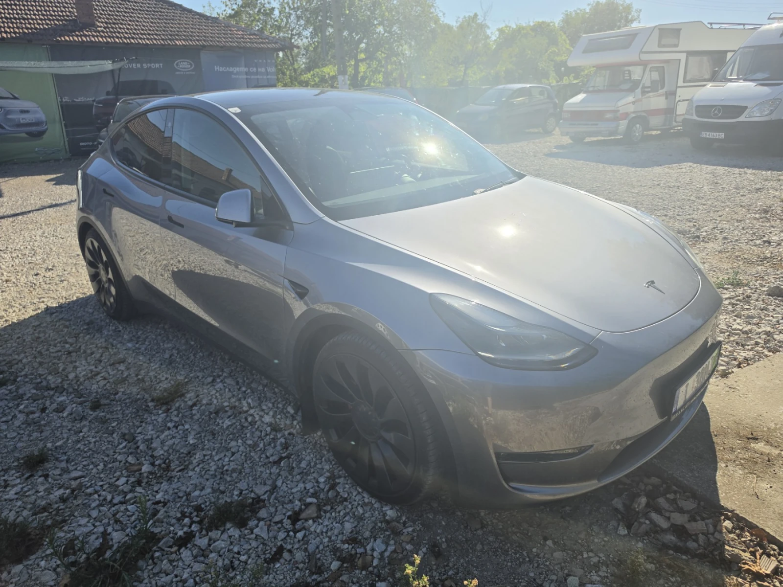 Tesla Model Y Performance Теглич, снимка 3 - Автомобили и джипове - 56133396