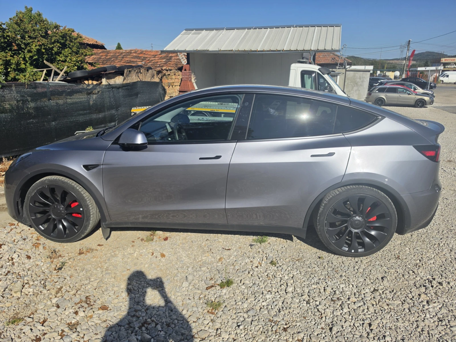 Tesla Model Y Performance Теглич, снимка 9 - Автомобили и джипове - 56133396