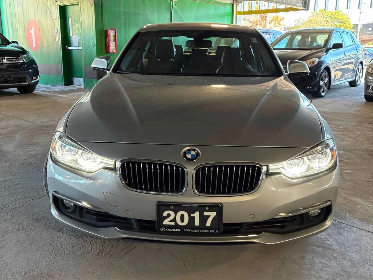 BMW 330 * 330i xDrive * CARFAX *  | Mobile.bg � ����������� 6
