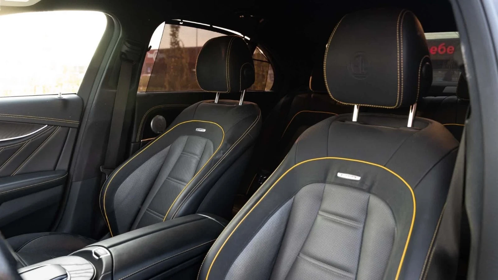 Mercedes-Benz E 63 AMG, снимка 4 - Автомобили и джипове - 56555324