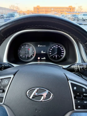 Hyundai Tucson 2.0 CRDI, снимка 16