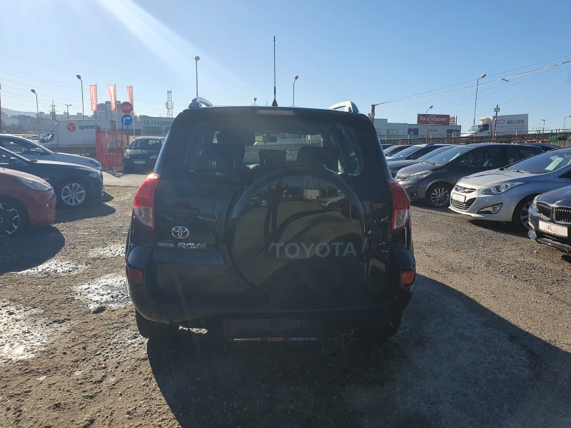 Toyota Rav4 2.2 D CAT, снимка 6 - Автомобили и джипове - 48380479