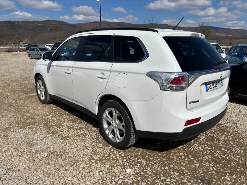 Mitsubishi Outlander 2.2D 4x4 Auto, снимка 5 - Автомобили и джипове - 49562705