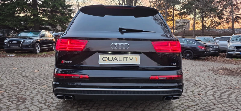 Audi SQ7 4.0 TDI* SOFT CLOSE* HUD* 7 МЕСТА* ПАНОРАМА* ШВЕЙЦ, снимка 4 - Автомобили и джипове - 52951410