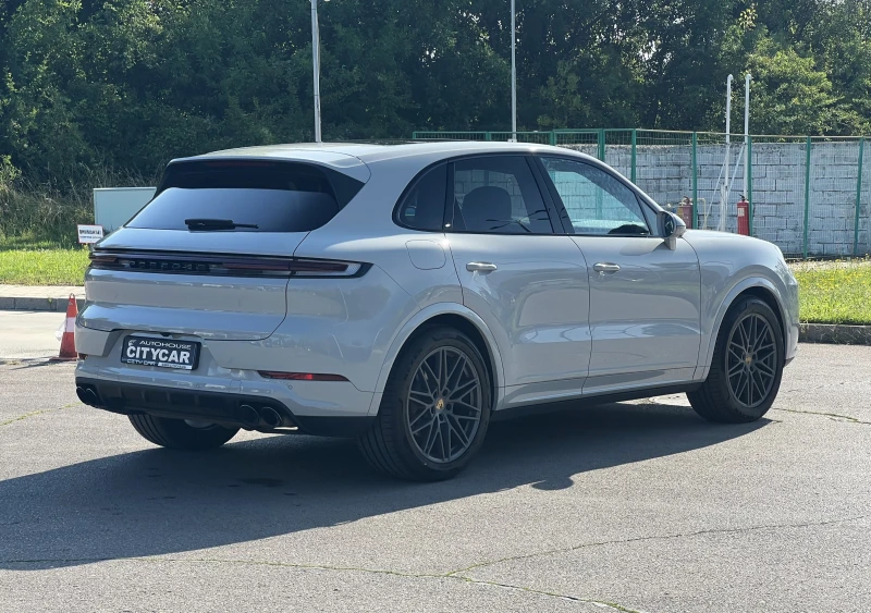 Porsche Cayenne V6/FACELIFT/SPORT DESIGN/LIFT/BOSE/PANO/MATRIX/360, снимка 6 - Автомобили и джипове - 52990682