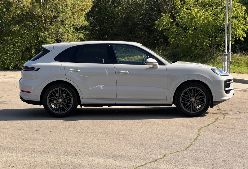 Porsche Cayenne V6/FACELIFT/SPORT DESIGN/LIFT/BOSE/PANO/MATRIX/360, снимка 7 - Автомобили и джипове - 52990682
