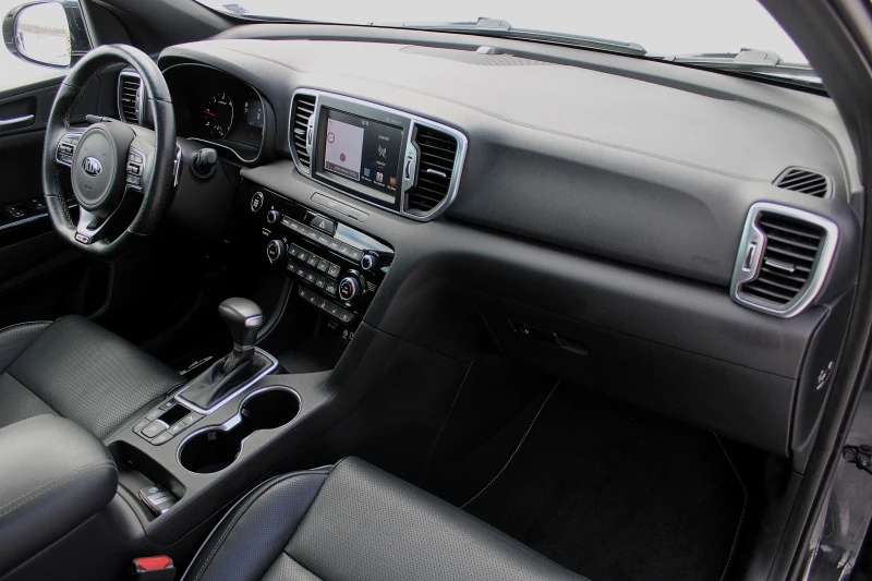 Kia Sportage 2.0CRDI/GT-LINE/AWD/KAMERA/PANORAMA/LED/TOP, снимка 11 - Автомобили и джипове - 53051218