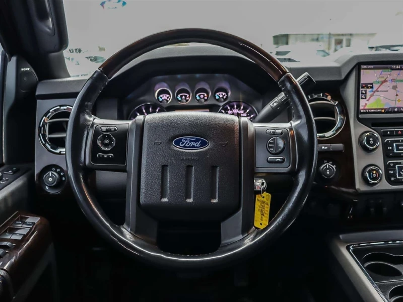 Ford F250 * Super Duty Single Rear Wheel * CARFAX * БЕЗ ПЪРВ, снимка 10 - Автомобили и джипове - 53079476