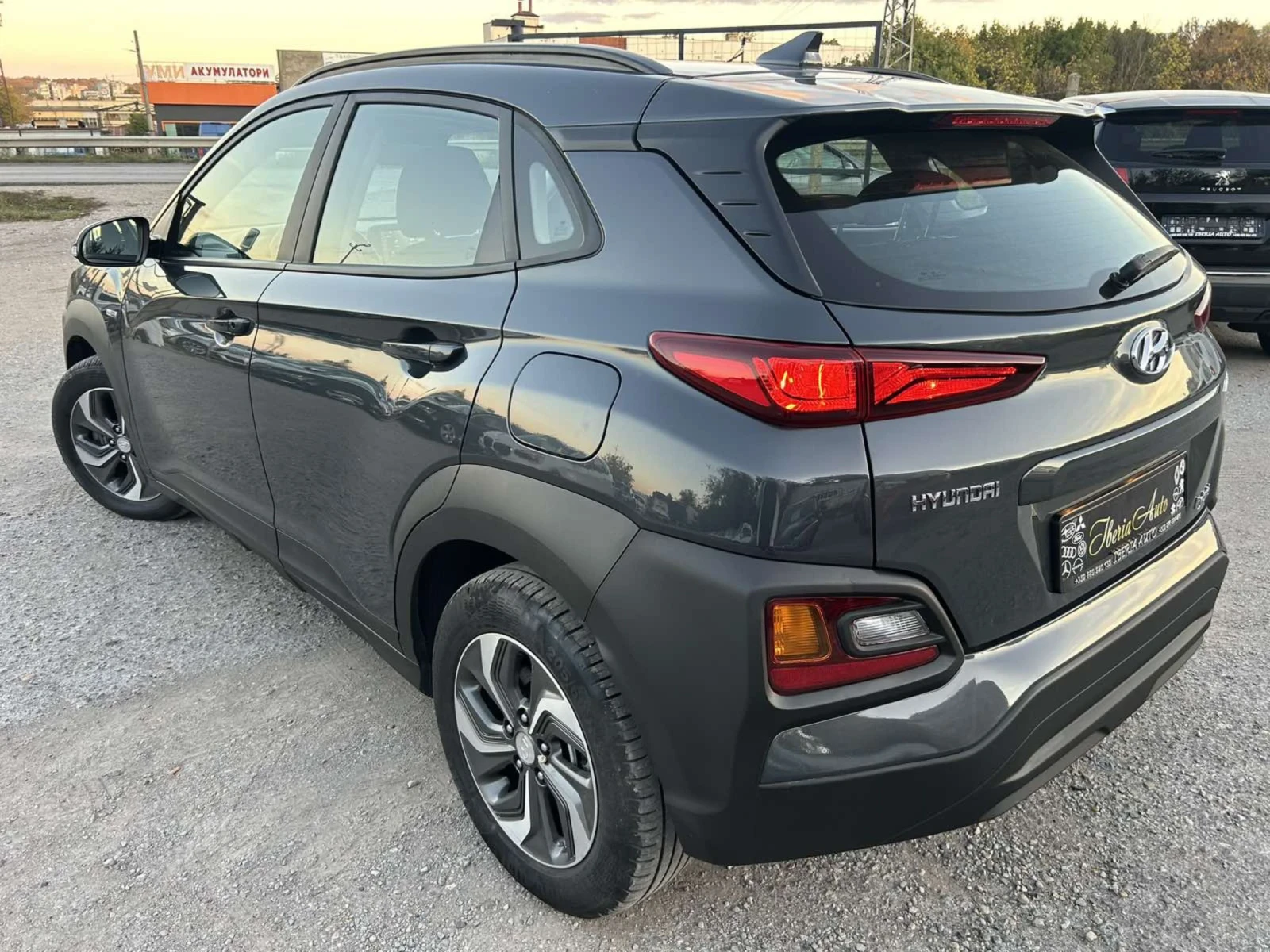 Hyundai Kona 1.6 HYBRID 141 * NAVI * DISTRONIC * CAM * EURO 6 * - изображение 6