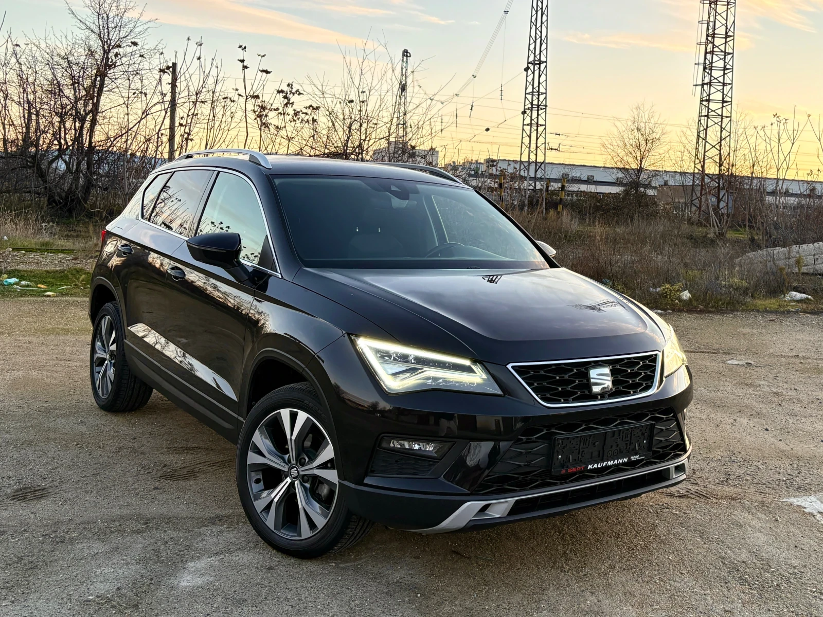 Seat Ateca 1.6TDI Автоматик* Дигитален километраж* 39 000км*  - изображение 2