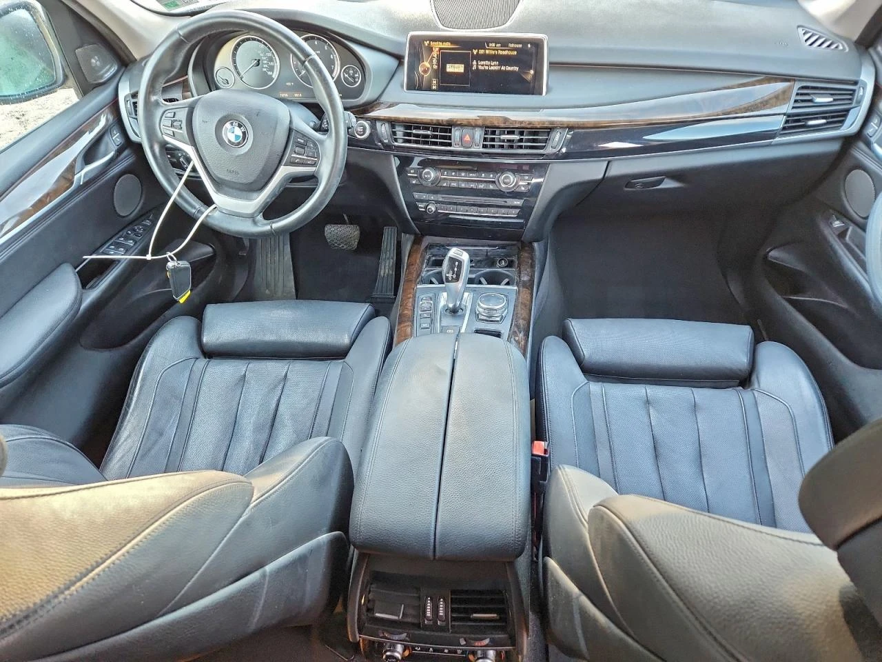 BMW X5 4.4l xDrive50I - изображение 8