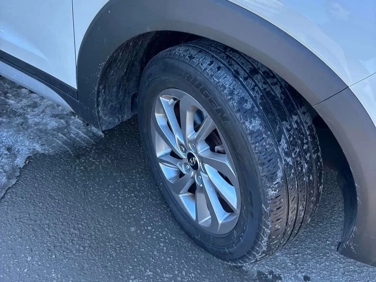 Hyundai Tucson * SE * CARFAX * ЦЕНА ДО БГ - изображение 7