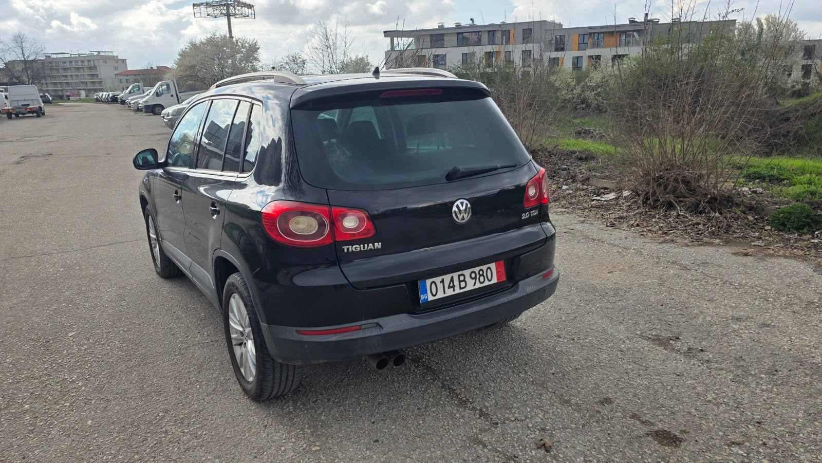 VW Tiguan 2.0tdi 4x4 automat, снимка 5 - Автомобили и джипове - 54083805