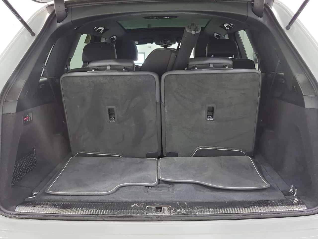 Audi Q7  S-LINE PROGRESSIV | DISTRONIC | PANO | ОБДУХВАНЕ , снимка 15 - Автомобили и джипове - 54906968