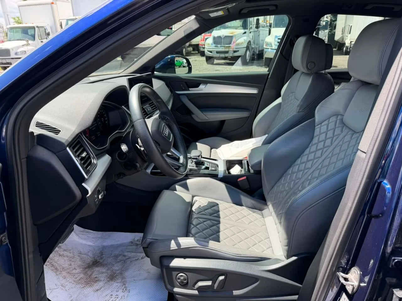 Audi SQ5 Technik / 360 / DIS / B&O / MATRIX / , снимка 5 - Автомобили и джипове - 54978567