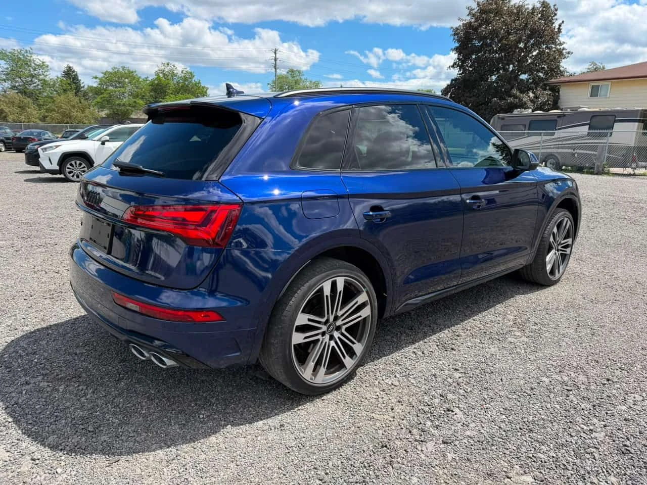 Audi SQ5 Technik / 360 / DIS / B&O / MATRIX / , снимка 10 - Автомобили и джипове - 54978567