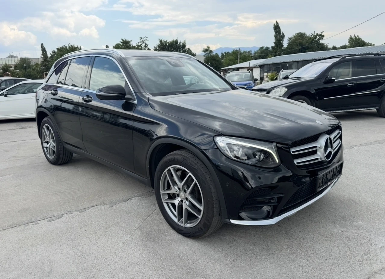 Mercedes-Benz GLC 250  4 MATIC / AMG /  FULL LED / KEY LESS / NAVI, снимка 2 - Автомобили и джипове - 55598658