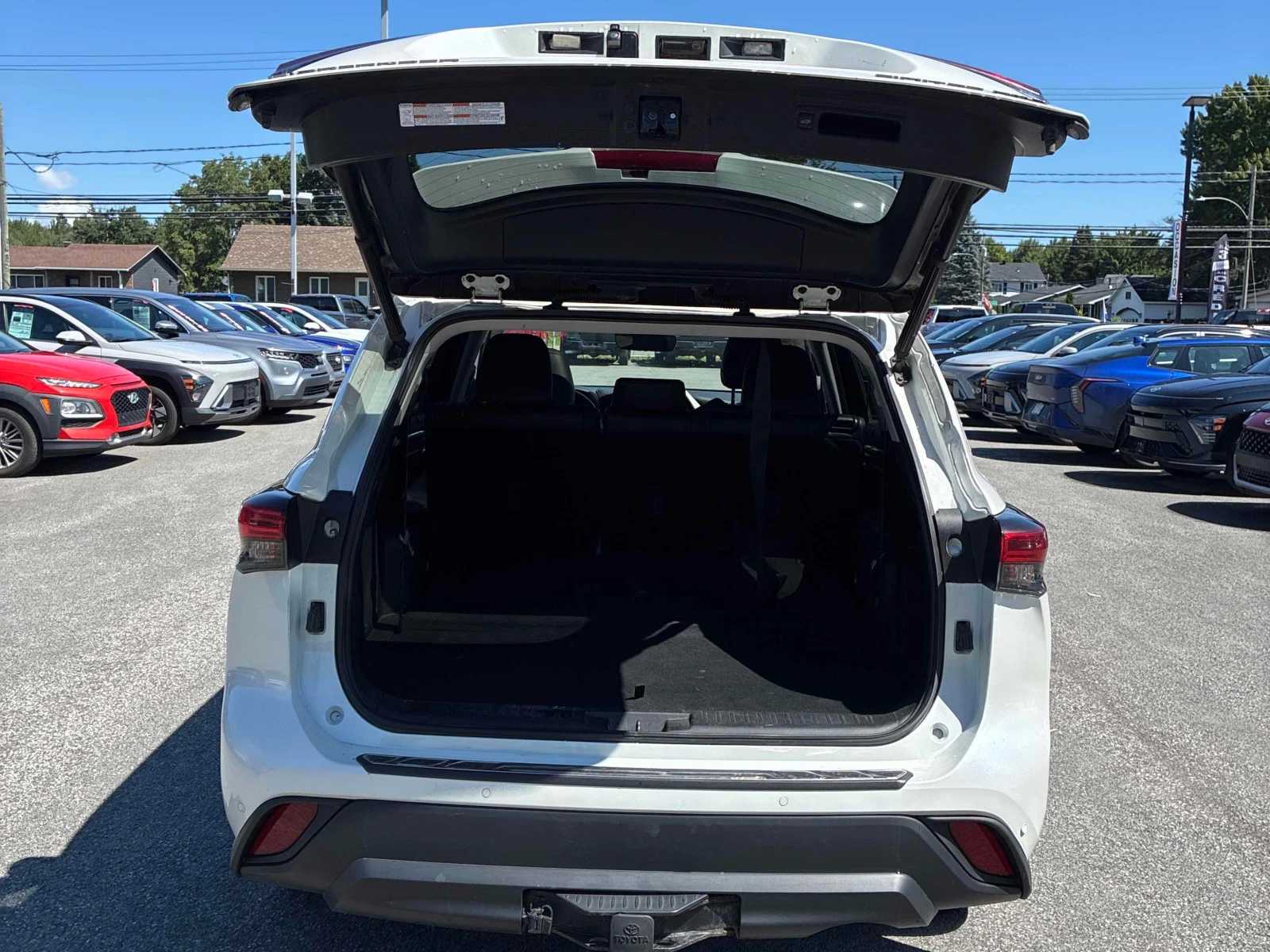Toyota Highlander Limited | CARFAX | БЕЗ ИНЦИДЕНТИ, снимка 13 - Автомобили и джипове - 56076155