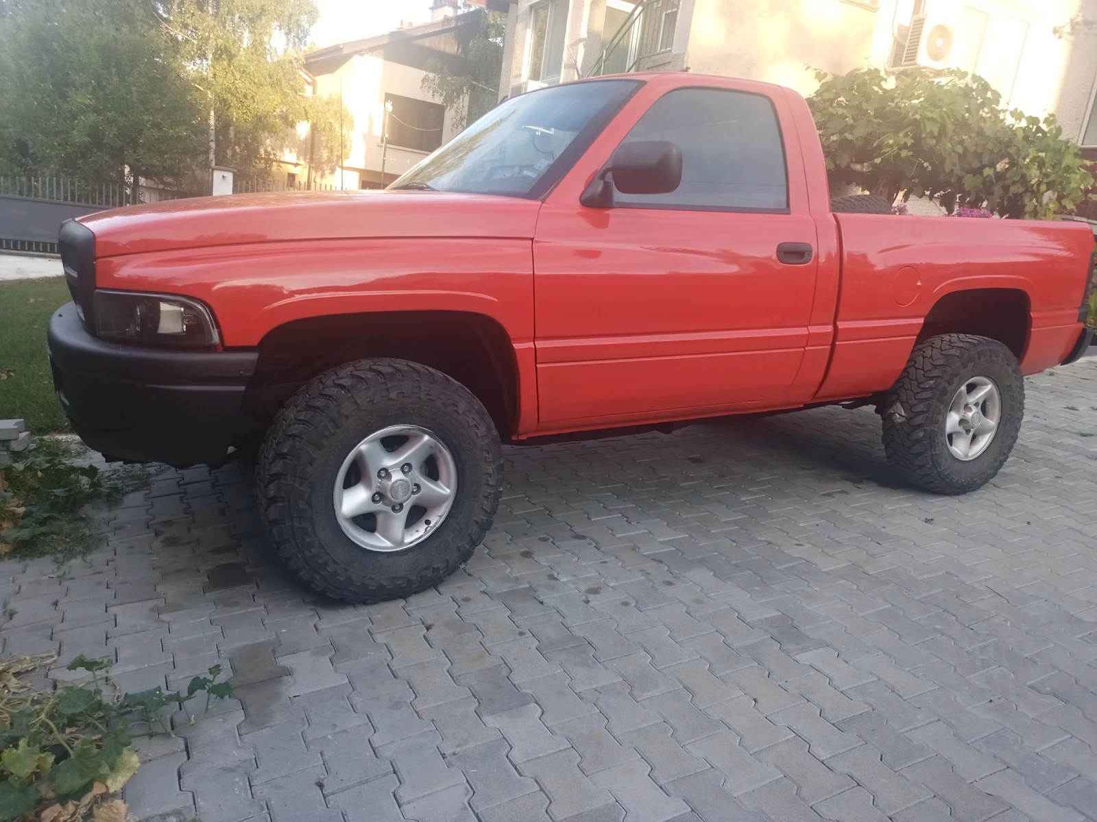 Dodge Ram, снимка 3 - Автомобили и джипове - 56256734