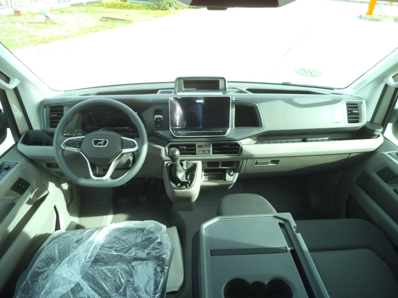 Man TGE 3.180 Panel Van Plus, снимка 4 - Бусове и автобуси - 52399571