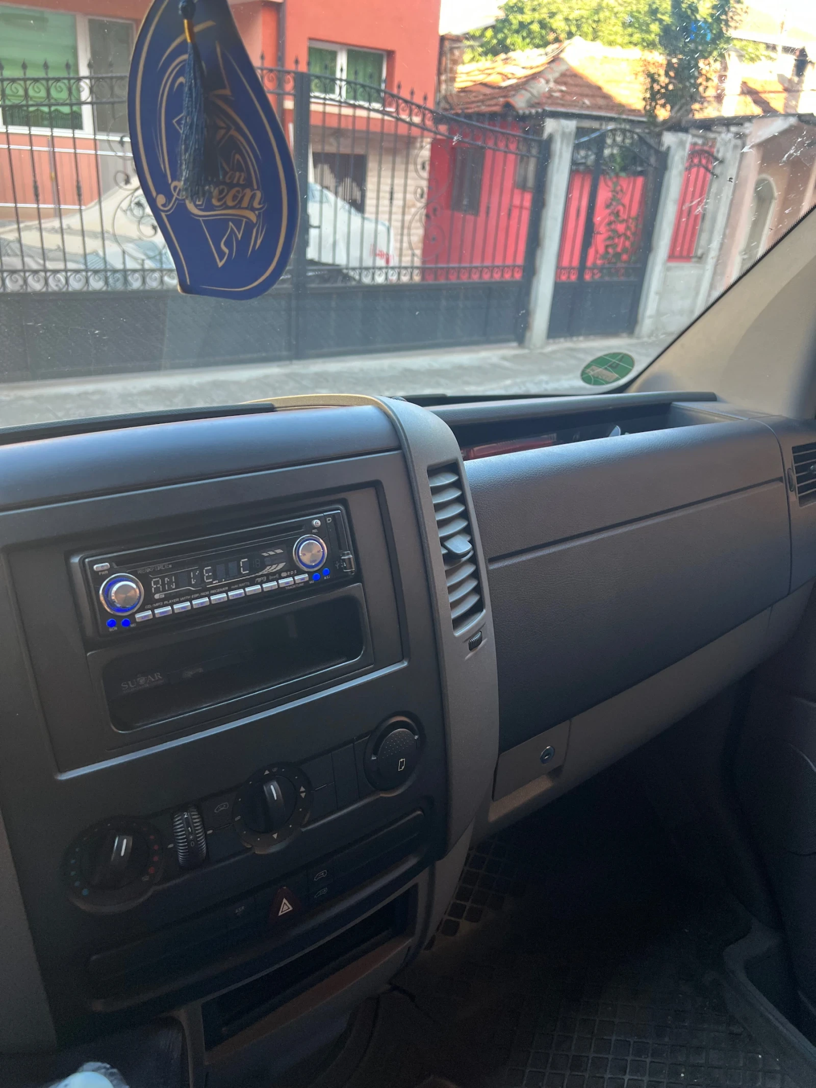 Mercedes-Benz Sprinter 315 товарен, снимка 16 - Бусове и автобуси - 53877863