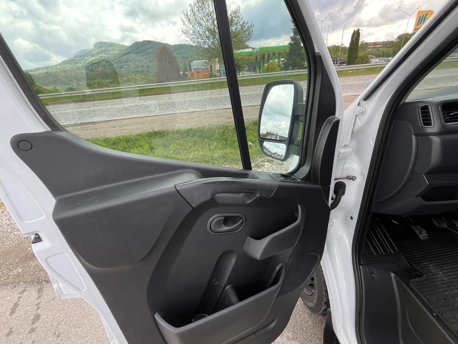 Opel Movano 2.3TDI 136�� �������� ��������� NAVI ����� ���� | Mobile.bg � ����������� 7