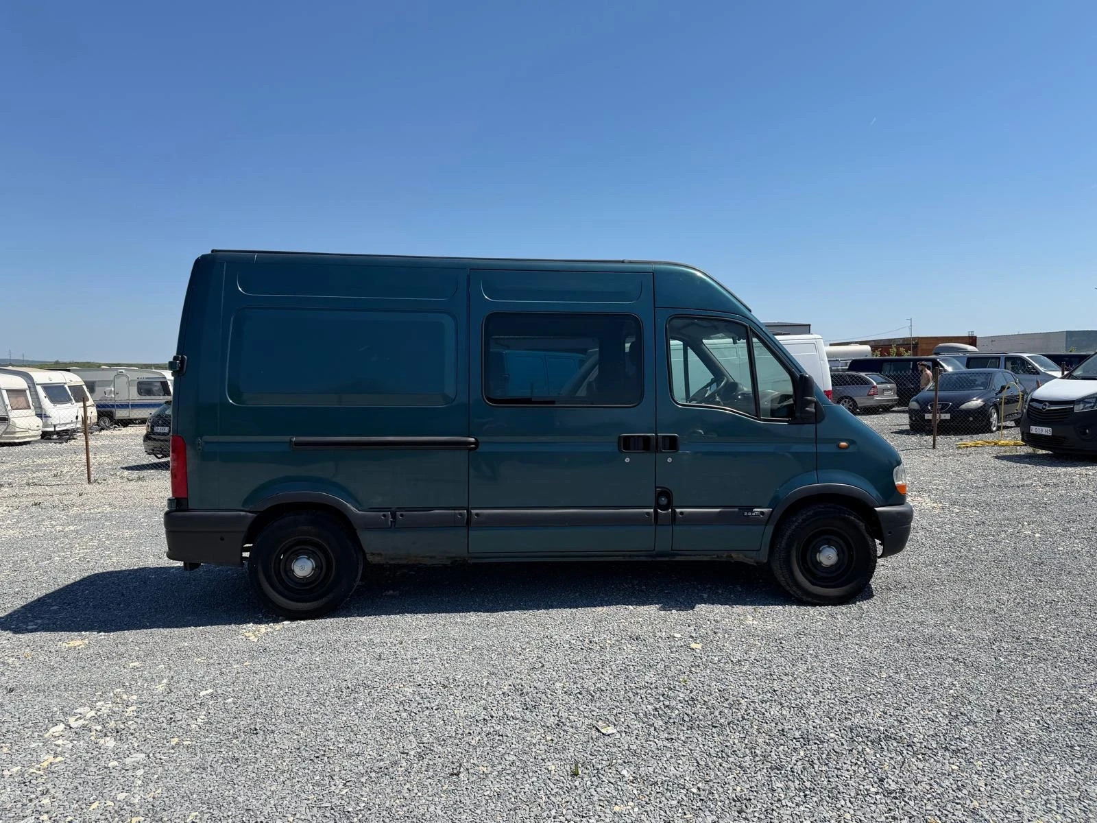 Renault Master 2.8 TDI, снимка 6 - Бусове и автобуси - 54494165