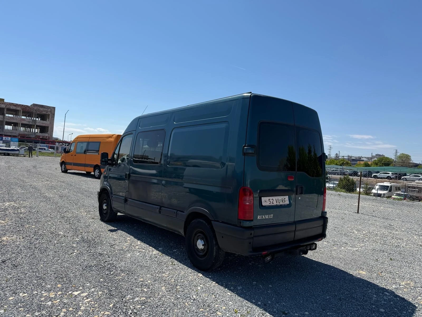 Renault Master 2.8 TDI, снимка 8 - Бусове и автобуси - 54494165