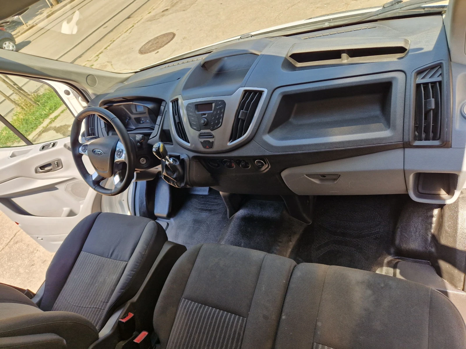Ford Transit 2.2дизел, 125к.с, 6скорости, Евро 5B, снимка 9 - Бусове и автобуси - 55152800