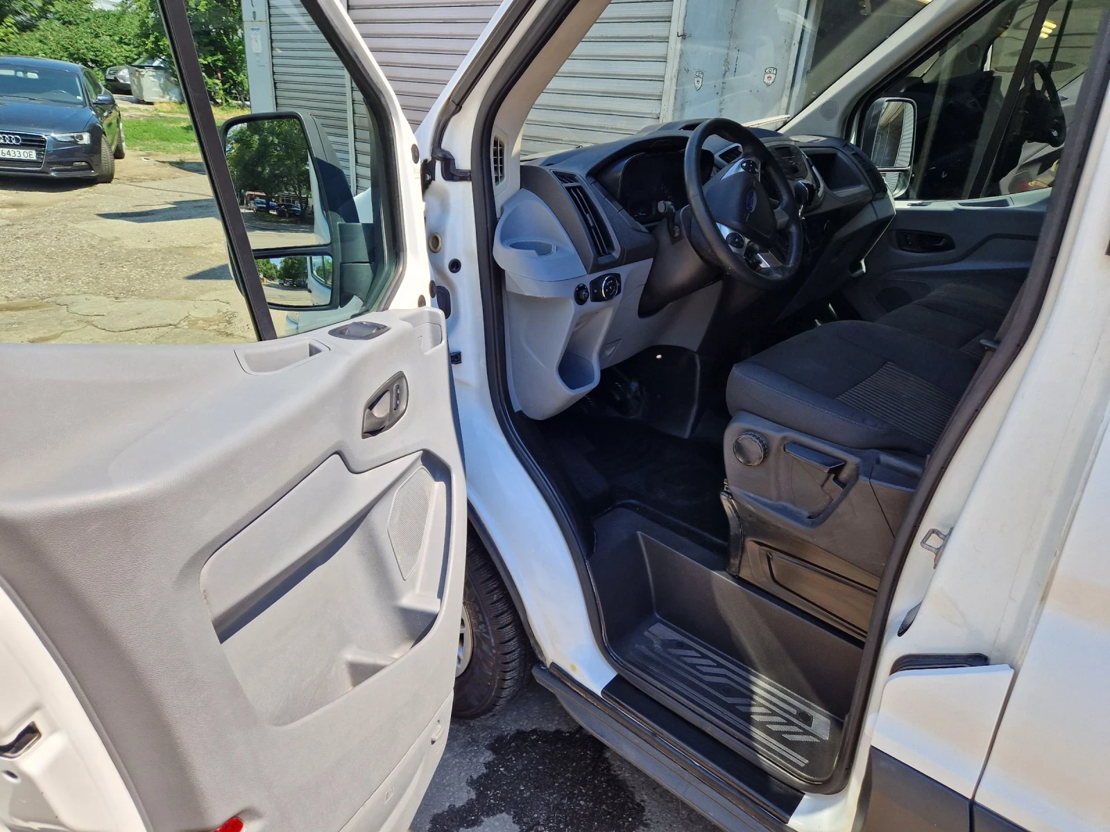 Ford Transit 2.2дизел, 125к.с, 6скорости, Евро 5B, снимка 6 - Бусове и автобуси - 55152800