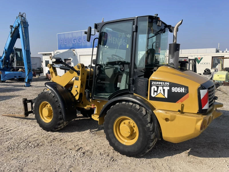 Челен товарач Caterpillar 906H, снимка 4 - Индустриална техника - 49024768