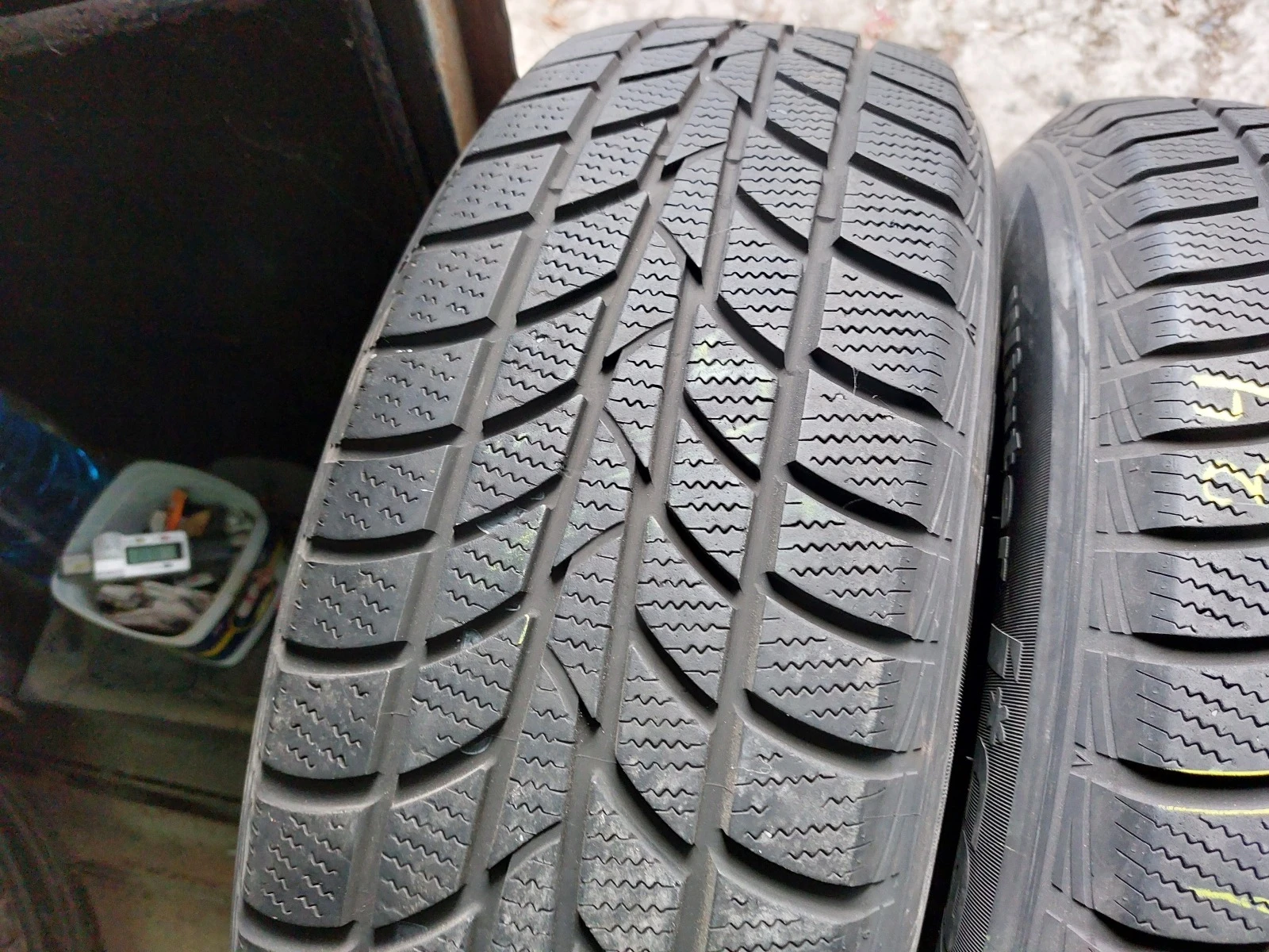 ���� 205/70R15 | Mobile.bg � ����������� 2