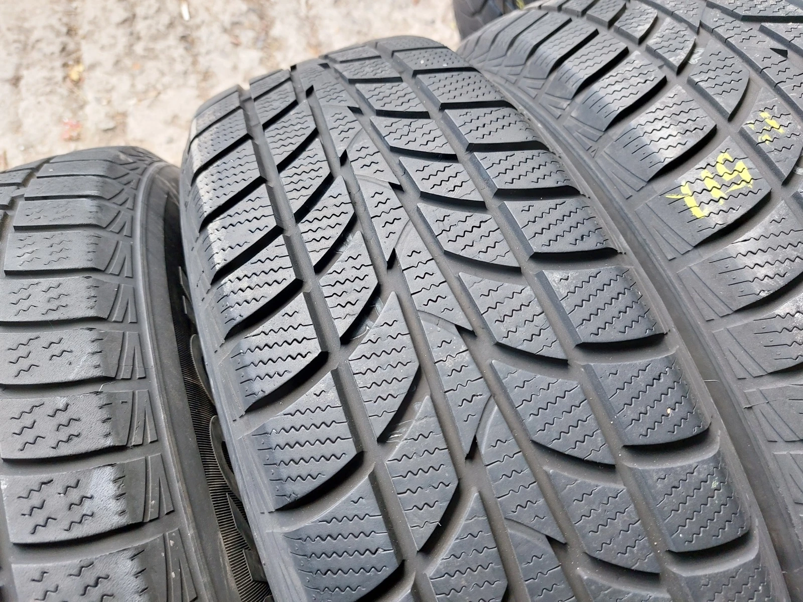 ���� 205/70R15 | Mobile.bg � ����������� 4