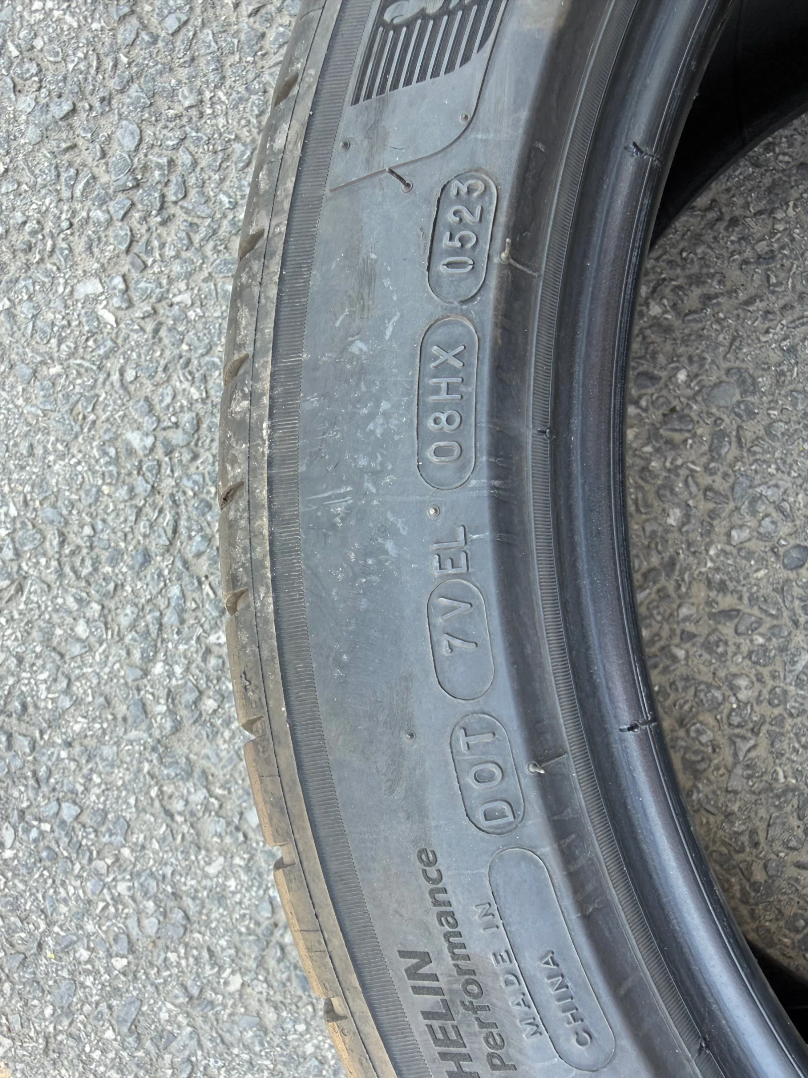 Гуми Летни 235/45R18, снимка 8 - Гуми и джанти - 54635616