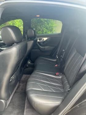 Infiniti QX70, снимка 9