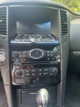 Infiniti QX70, снимка 12
