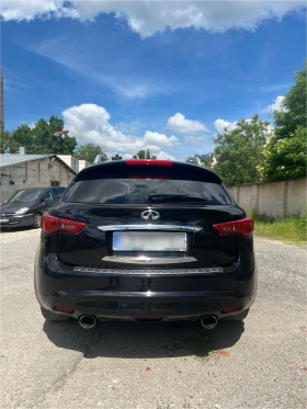 Infiniti QX70, снимка 2