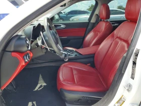 Alfa Romeo Giulia AWD* Q4* ПОДГРЕВ* ПАНОРАМА* КАМЕРА* KEYLESS* , снимка 8